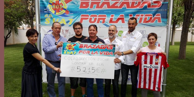 El Club de Salvamento y Socorrismo de Tarancón dona más de 5200 euros a la lucha contra la ELA