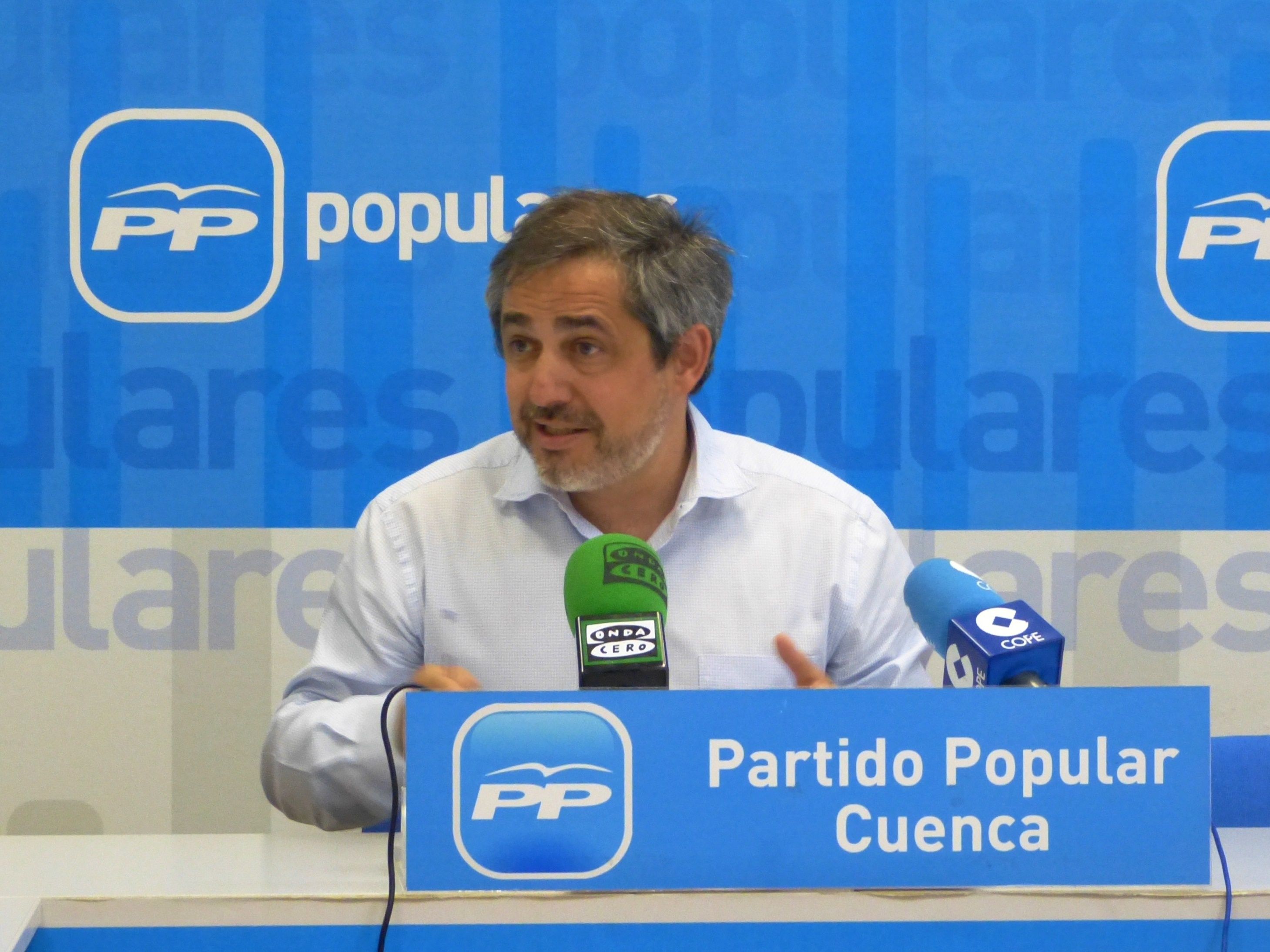 El PP denuncia que Page está usando recursos públicos de la Junta para fines meramente electoralistas y partidistas