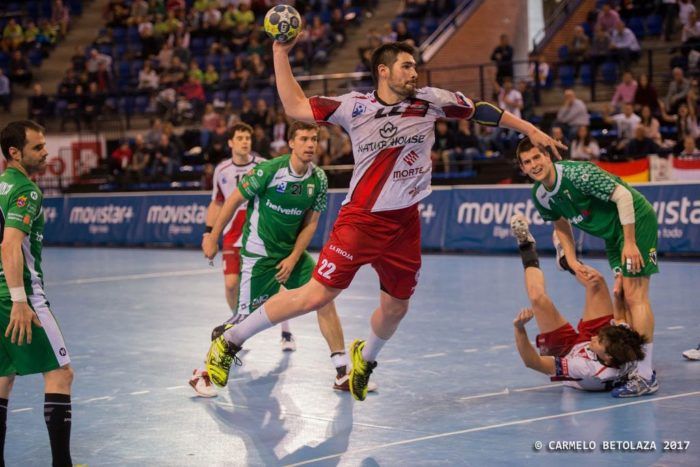 El castellano-manchego Javier García, nuevo pivote del Quabit Guadalajara