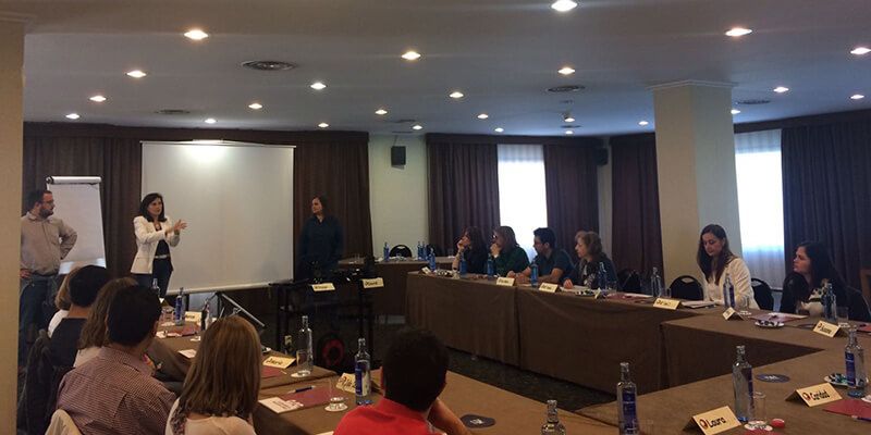 El personal sanitario de la GAI de Cuenca se forma para mejorar la comunicación con pacientes y familiares en situaciones críticas