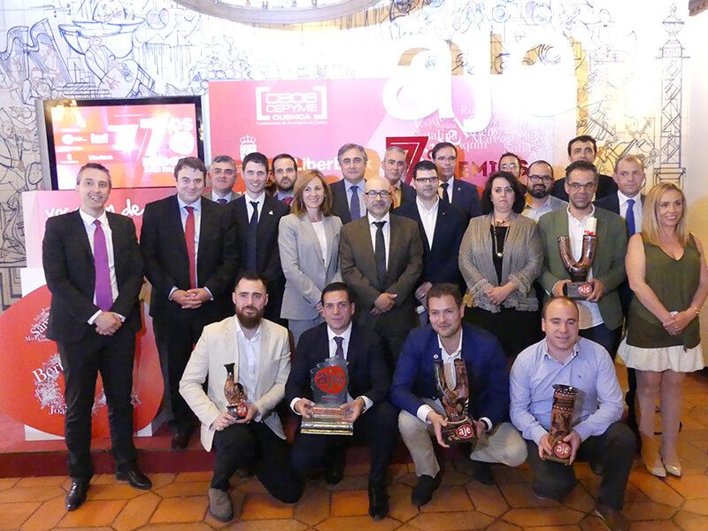 Félix Monedero, de la empresa Autoprima, ganador de la séptima ediicón de los Premios AJE Joven Empresario