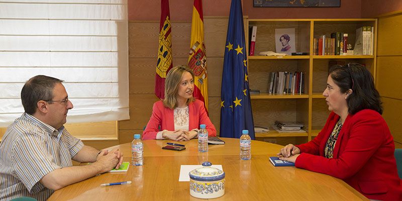 Junta y UCLM cooperarán en materia de asuntos europeos