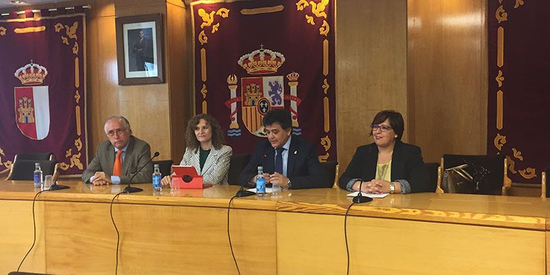 La Junta creará un portal web de archivos de Castilla-La Mancha