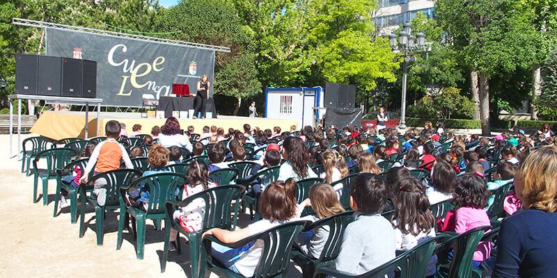 La Feria del Libro ‘Cuenca Lee’ ofrece narraciones y títeres para los más pequeños