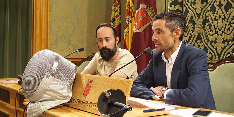 El Torneo Regional de Esgrima Sable reunirá a unos cien participantes en el polideportivo San Fernando