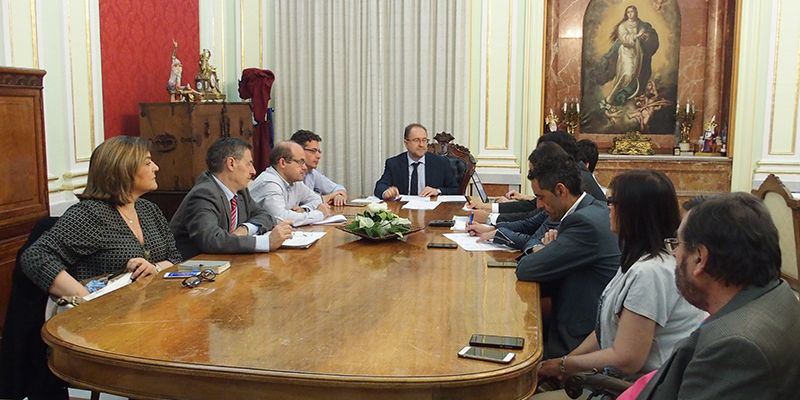 El Ayuntamiento de Cuenca aprueba iniciar la redacción del proyecto básico y de ejecución de los edificios de los sindicatos
