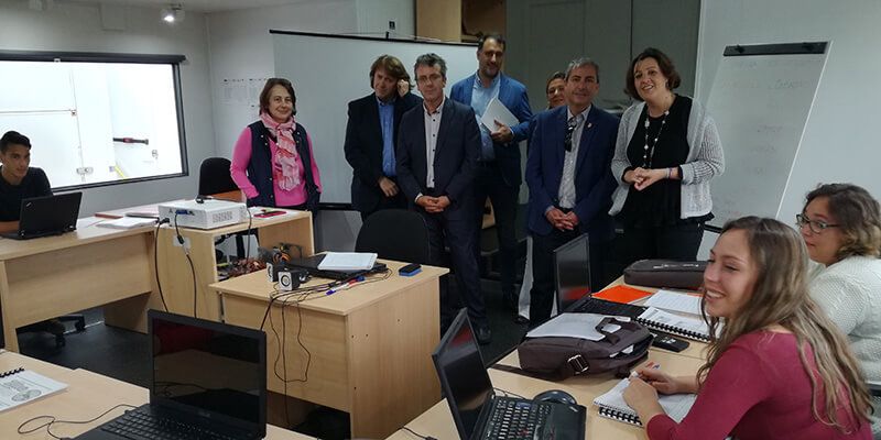 Nace una formación “sin fronteras” con aulas móviles que llevarán a 8 zonas rurales especialización profesional en una iniciativa pionera en España