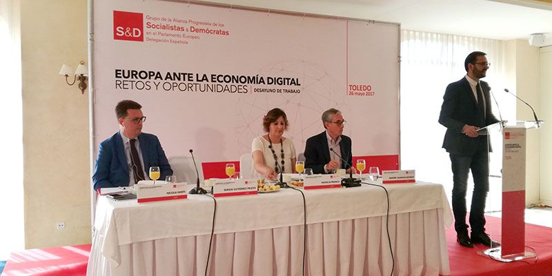 La Junta apuesta por reducir la brecha digital en la población, las empresas y la administración