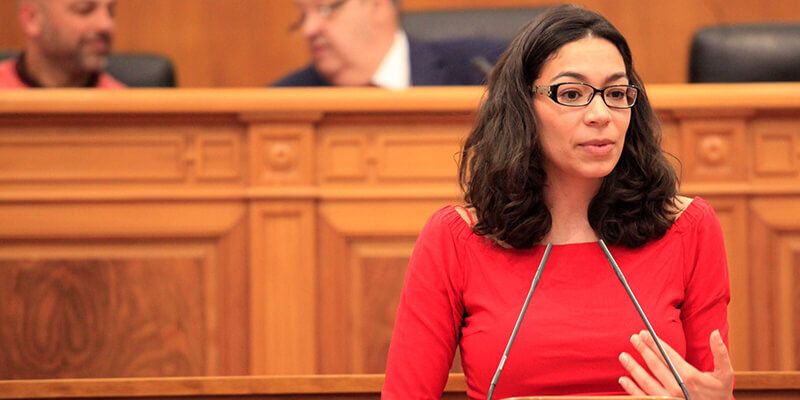 Alonso afirma que “Page se burla y miente a los docentes interinos al echarlos a la calle en verano”