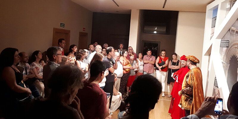 Cerca de 400 personas participan en la quinta edición de las ‘Visitas Nocturnas al Castillo de Torija’