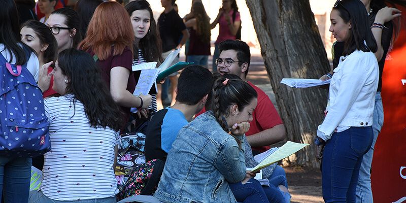 El 94,41% de los alumnos aprueba la EvAU en el distrito universitario de Castilla-La Mancha
