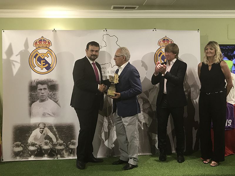 El Gobierno regional destaca el papel de Santiago Bernabéu en la mejora y desarrollo del fútbol en España