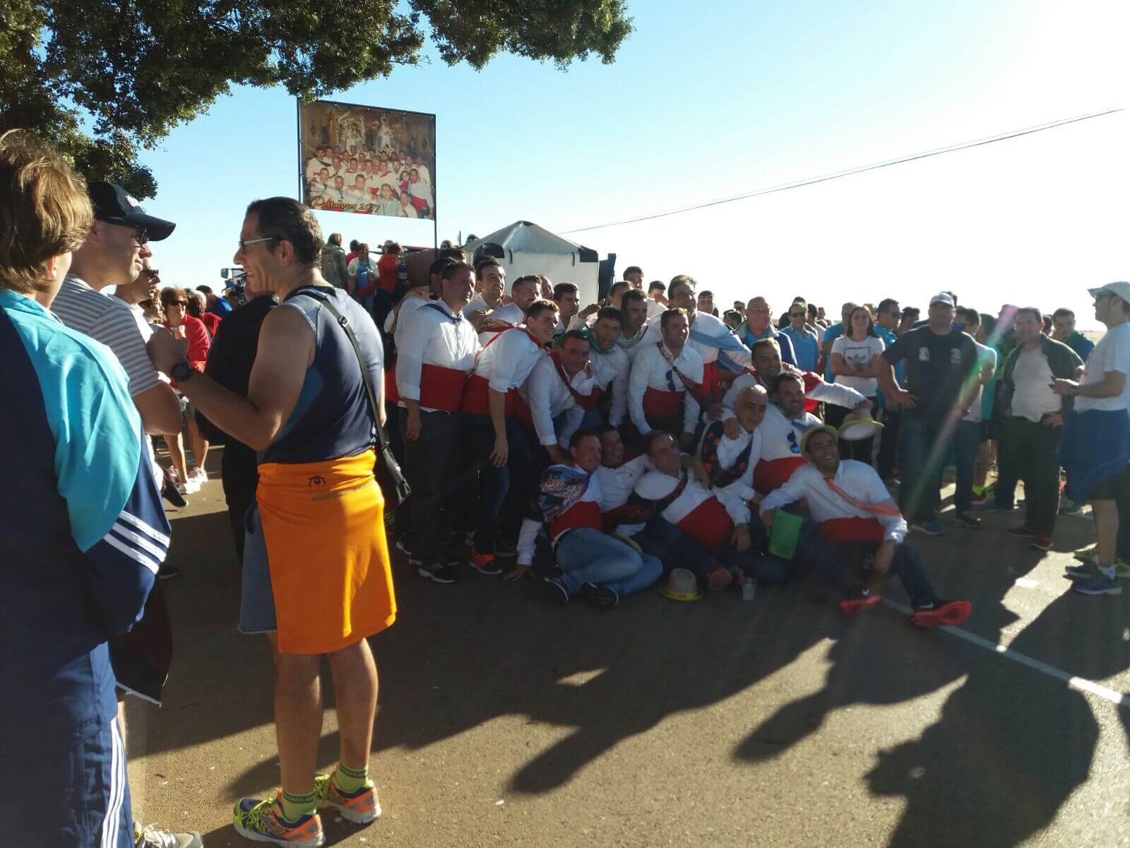 San Clemente: A pesar del pedrisco caído, que causó daños en el paraje de la ermita, la Virgen de Rus vuelve a su casa el Lunes de Pentecostés