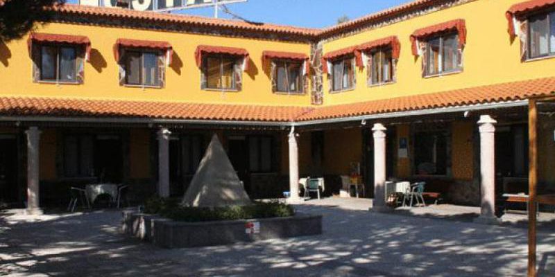 La Agrupación de Hostelería de Cuenca pide una solución para evitar el cierre del hotel Isis en Arcas