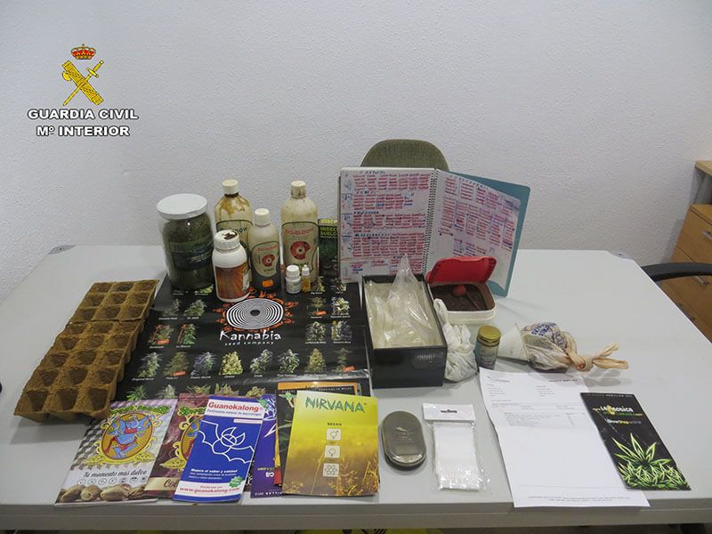 La Guardia Civil detiene a un joven de 20 años por tráfico de drogas en Mota del Cuervo 3 La Guardia Civil detiene a un joven de 20 años por tráfico de drogas en Mota del Cuervo