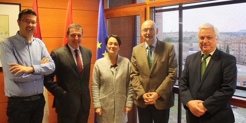 La Junta quiere que los escolares de la región sepan cuánto cuesta ganarse la vida