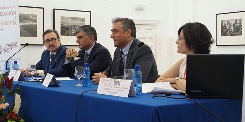 Mariscal invita a los asistentes a las Jornadas de la Administración de Justicia a disfrutar de la ciudad