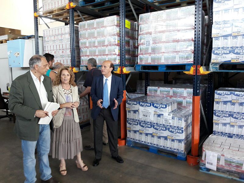 Sánchez-Seco visita el Banco de Alimentos en el inicio de la primera fase del Plan 2017 de Ayuda Alimentaria del MAPAMA