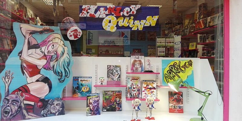 Unos escaparates renovados ya decoran los comercios de Cuenca