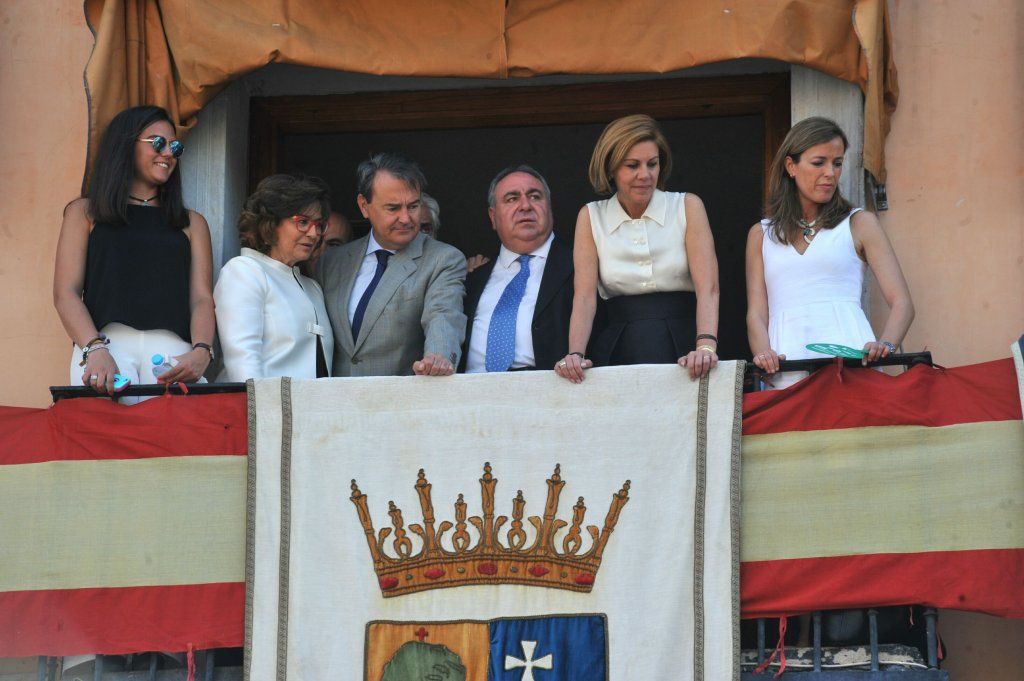 Cospedal felicita a todos los toledanos por la devoción con la que viven la festividad del Corpus Christi