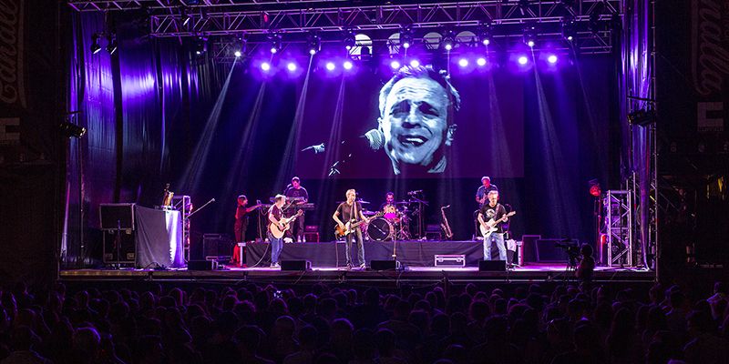 Éxito rotundo de Hombres G y Fernandisco en el fin de fiesta de la primera edición de Festival Canalla