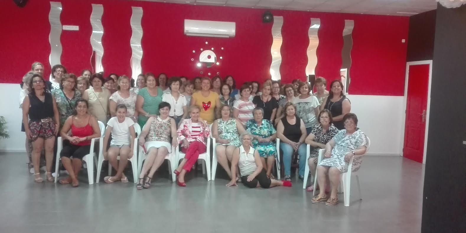 Quintanilla recuerda en Villarubia de los Ojos que las mujeres son la base de los pueblos