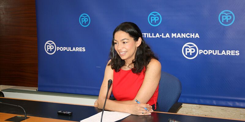 Alonso “Es intolerable que mientras que hay 200.000 personas en listas de espera, Page cierra 1.544 camas este verano”