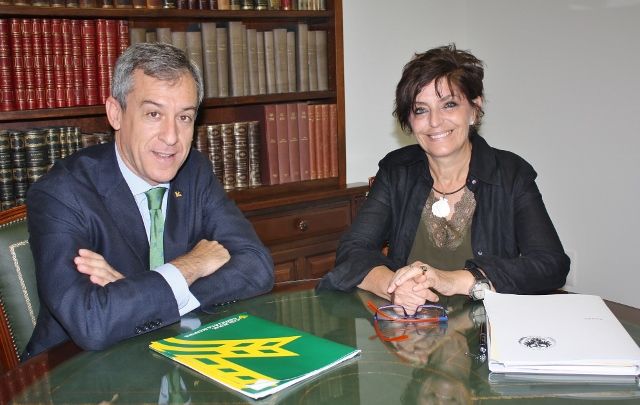 Caja Rural Castilla-La Mancha visita a la nueva presidenta del Ilustre Colegio Oficial de Médicos de Toledo