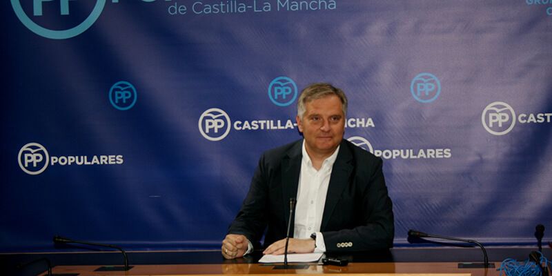 Cañizares pide a Page que si es incapaz de sacar los presupuestos, convoque elecciones y se marche
