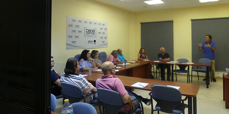 Cerca de 70 personas se han formado sobre ventas adaptadas al cliente con la Asociación del Comercio de Cuenca