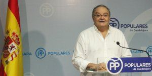 De las Heras “Page no tiene escrúpulos y sigue al pie de la letra aquella frase de Groucho Marx de ‘estos son mis principios y si no le gustan tengo otros”