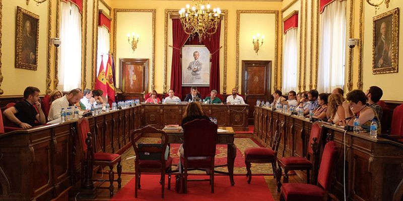 El Ayuntamiento de Guadalajara se pregunta por qué ni Ahora ni el PSOE piden a Manuela Carmena que perdone las tasas por la inhumación de Mendieta