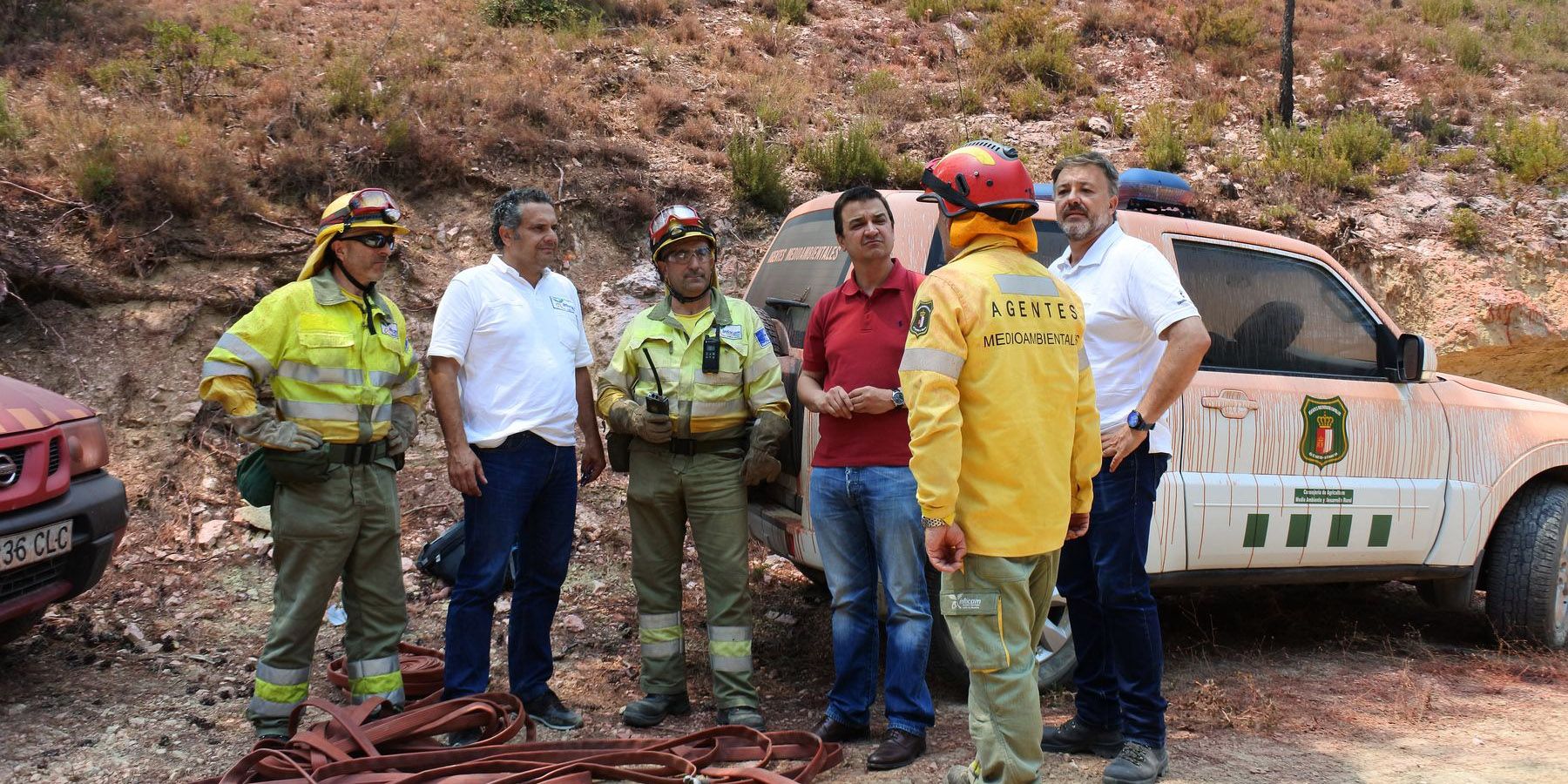 El consejero de Medio Ambiente visita el flanco Noreste del incendio de Yeste