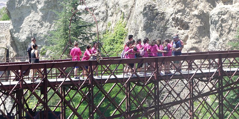 El número de viajeros sigue creciendo en Cuenca pero, atentos, menos que antes