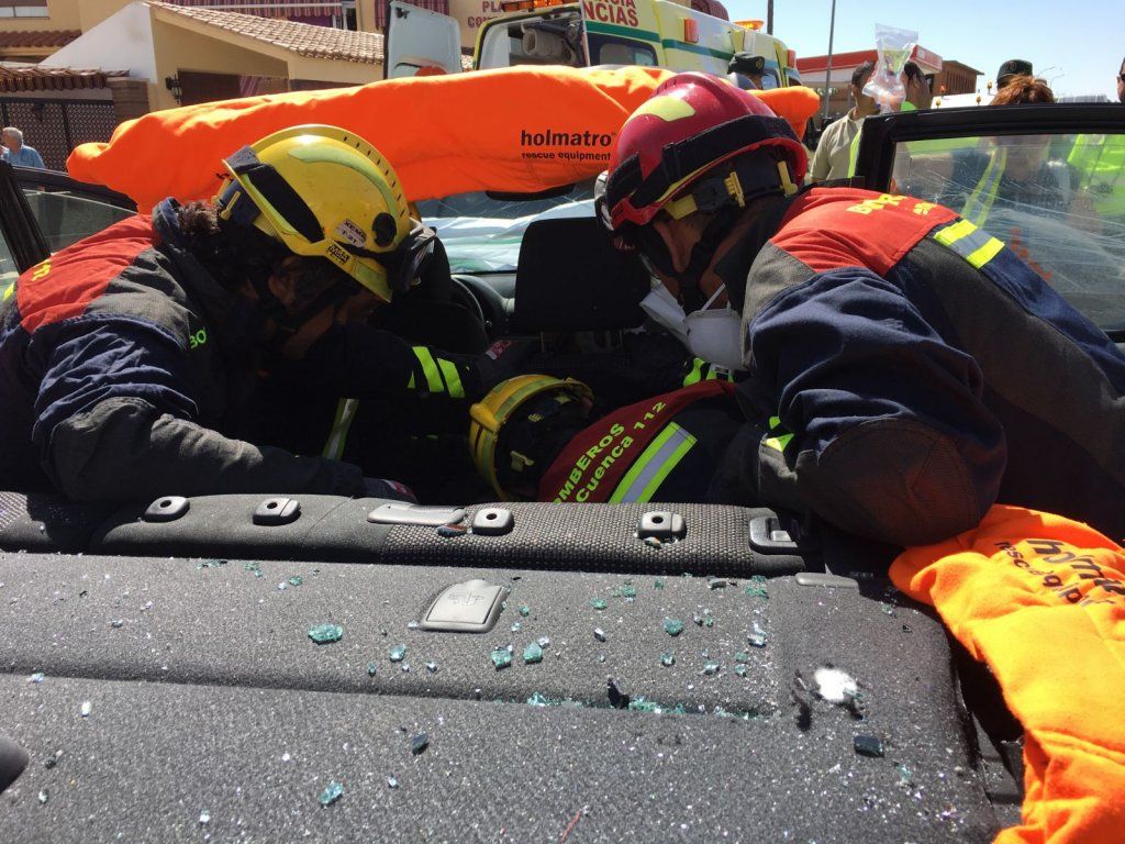 Espectacular accidente en la travesía de Honrubia