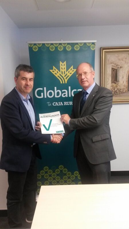 Global Caja firma un convenio con el colegio oficial de trabajo social de Castilla-La Mancha