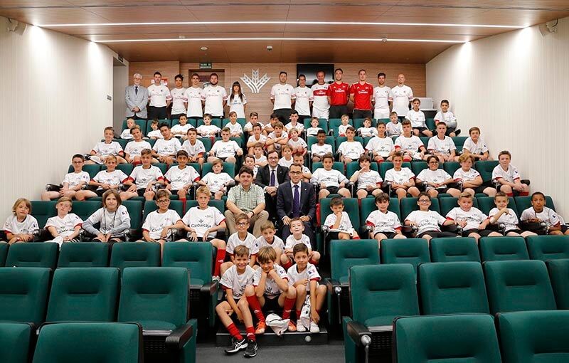 Globalcaja, con el Campus de Fútbol del AC Milán