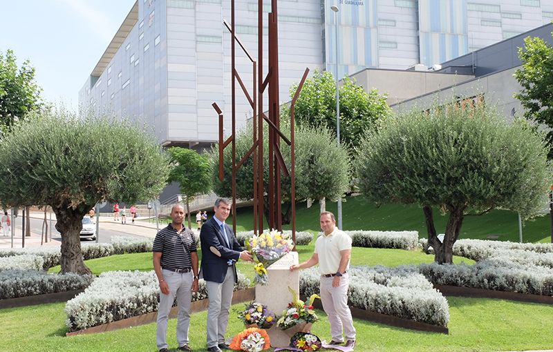 Guadalajara recuerda a las víctimas del retén de Cogolludo