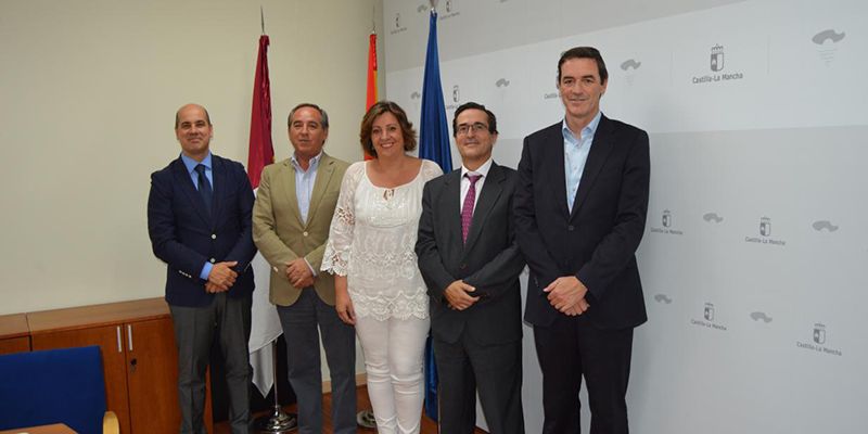 Junta y CECAM firman un convenio de colaboración para la promoción internacional de empresas castellano-manchegas