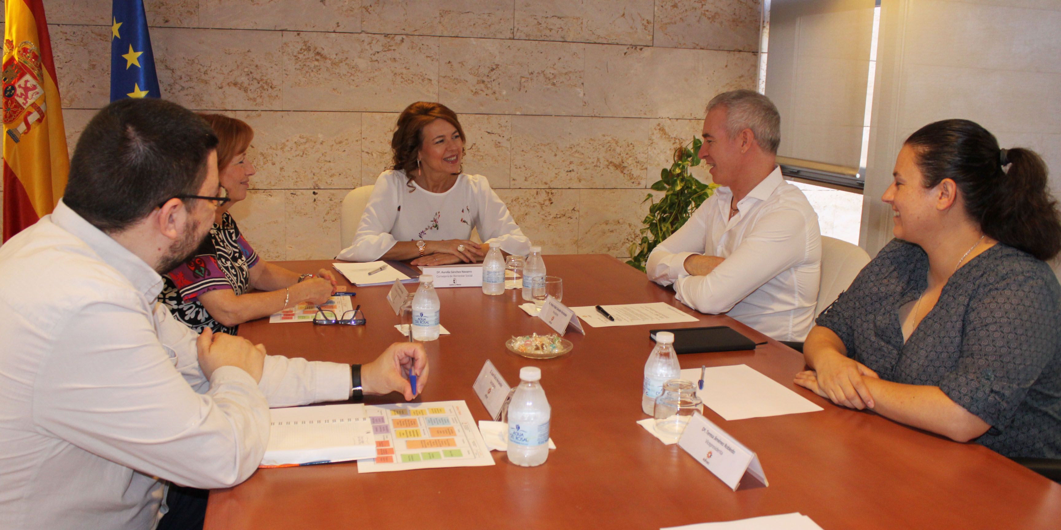 La Junta elaborará un ‘mapa del envejecimiento activo’ en C-LM para conocer la atención que reciben los mayores