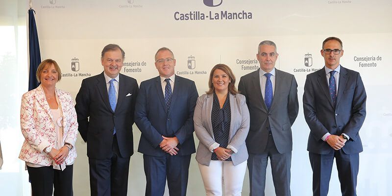 La Junta rubrica con cuatro entidades convenios de colaboración para financiar a los particulares la rehabilitación de sus viviendas