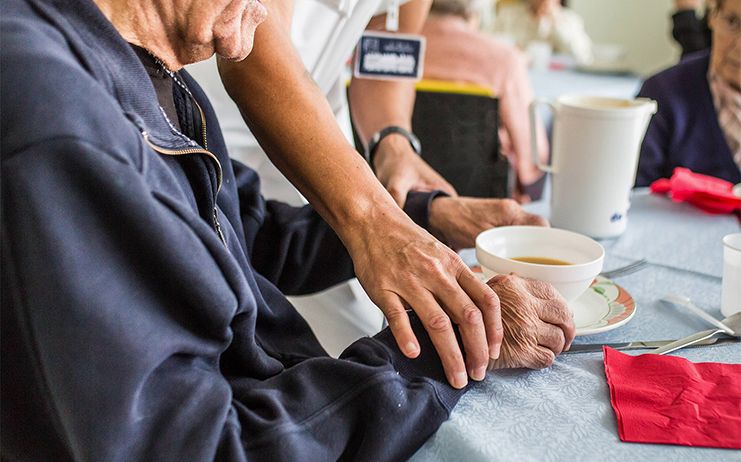 La Plataforma de la Ley Dependencia denuncia que Page recortó en 2016 la friolera de 34 millones de euros en Dependencia