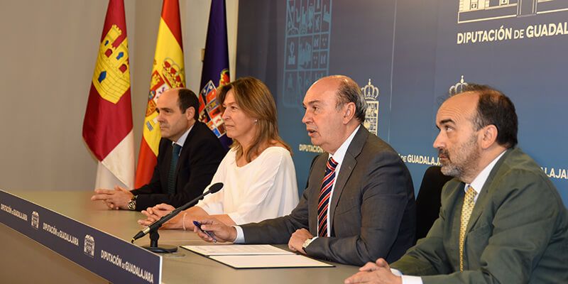 Latre saca pecho “La Diputación de Guadalajara se ha convertido en el referente económico, inversor, social y cultural de la provincia