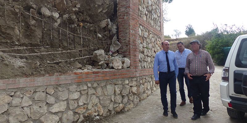 Latre visita Almoguera, Mondéjar y Yebra para interesare por los desperfectos causados por la tormenta 2 Latre visita Almoguera, Mondéjar y Yebra para interesare por los desperfectos causados por la tormenta