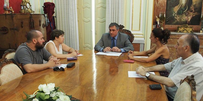 Mariscal traslada a CCOO la situación laboral del Ayuntamiento y las iniciativas para crear empleo