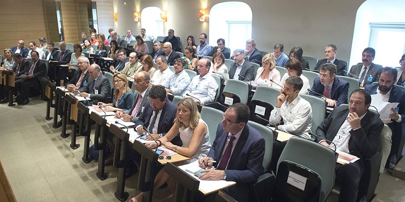 Prieto asiste a la reunión del subsecretario de Hacienda y Función Pública con las Diputaciones sobre contratación pública