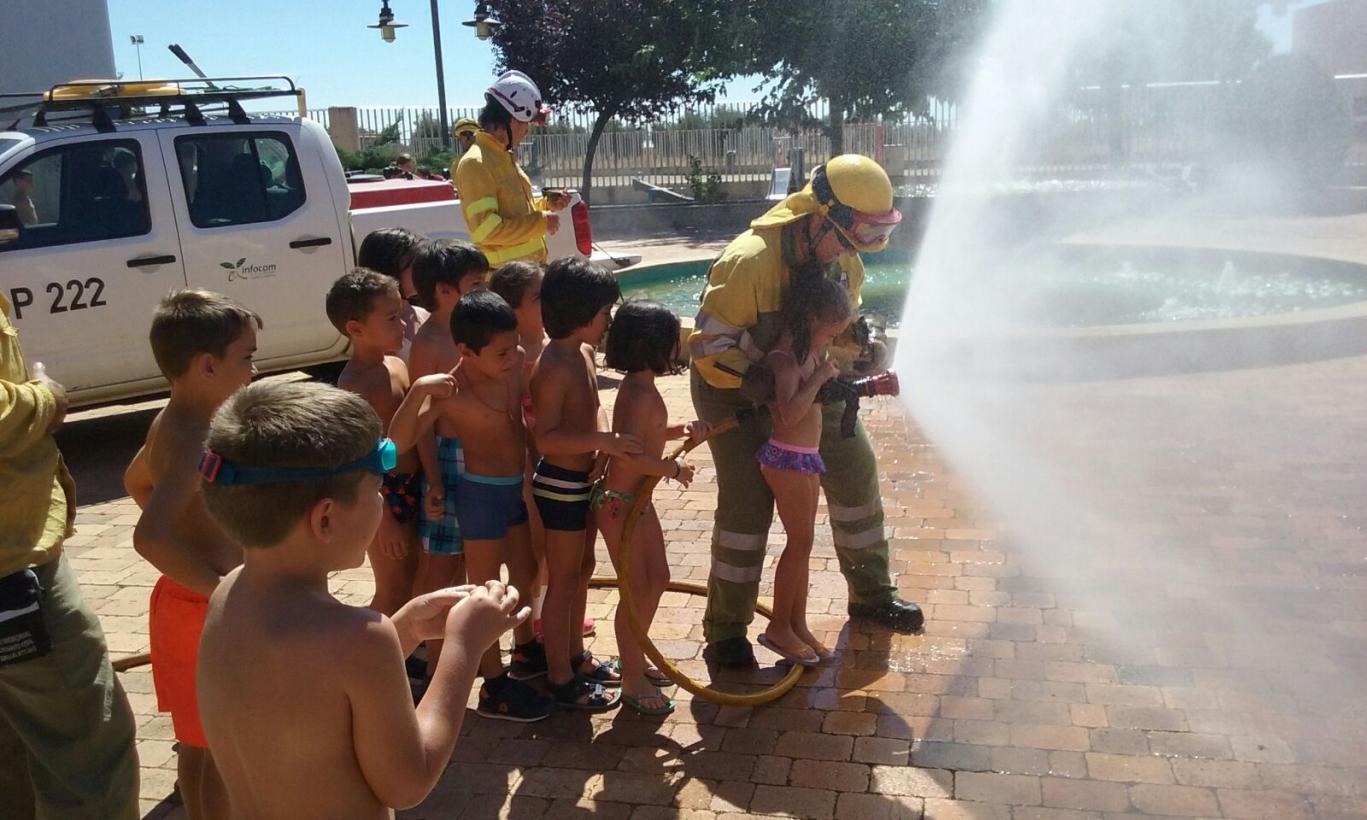 La Junta inicia la prevención de incendios desde pequeños