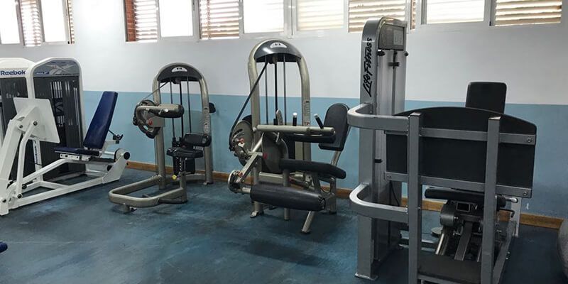 El Ayuntamiento de Cuenca instala cinco máquinas de musculación en el gimnasio del Polideportivo Municipal San Fernando
