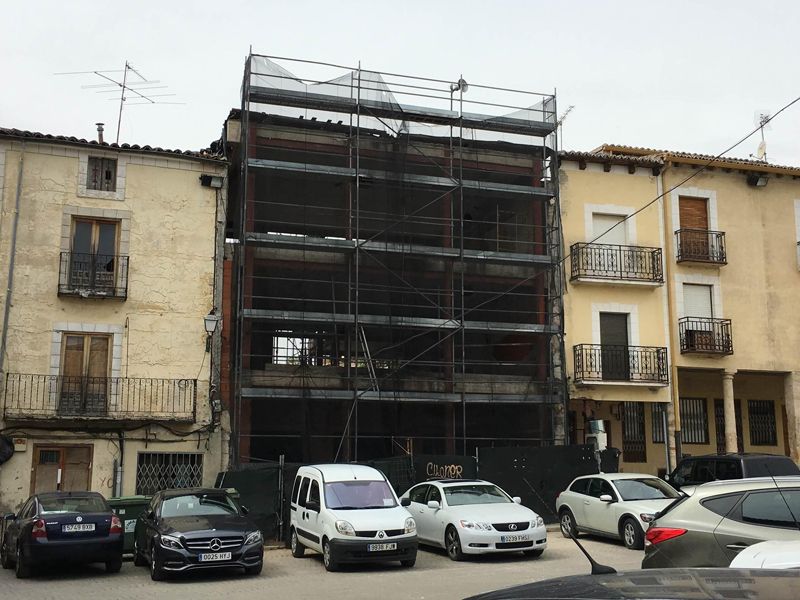 El PP de Cifuentes denuncia el abandono y la falta de implicación del alcalde con el municipio