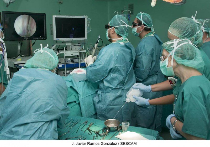 El servicio de Otorrinolaringología del Hospital de Guadalajara interviene por vez primera una fístula nasal de líquido cefalorraquídeo